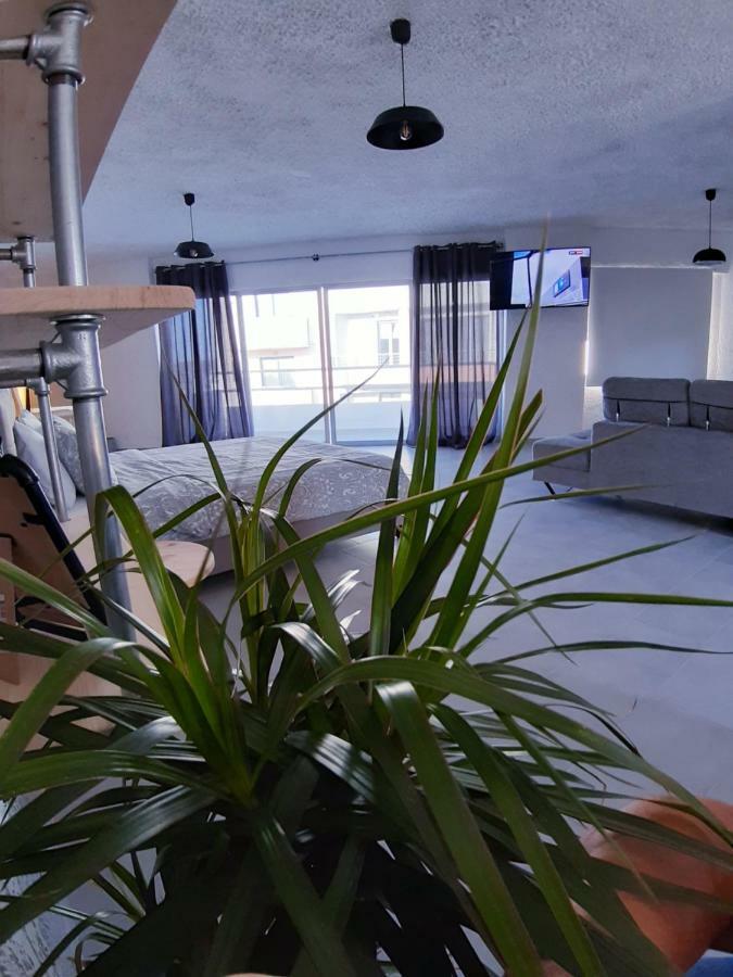 21 Suites Deluxe Stay Near The Airport Markopoulo Mesogaias Exterior photo