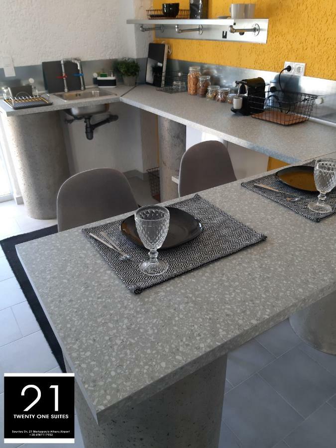 21 Suites Deluxe Stay Near The Airport Markopoulo Mesogaias Exterior photo