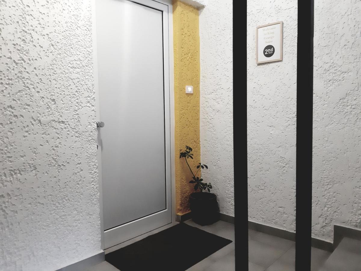 21 Suites Deluxe Stay Near The Airport Markopoulo Mesogaias Exterior photo